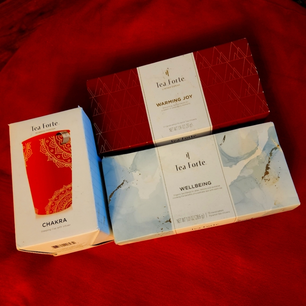 Tea cup w/ bags